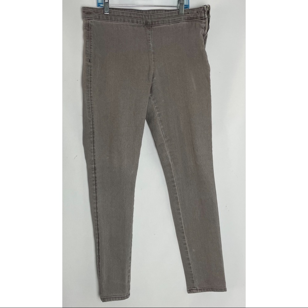 H&M Divided Light Grey Straight Leg Jeans Size 12